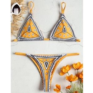 ✨3/$30✨Zaful Geometric Print String Bikini